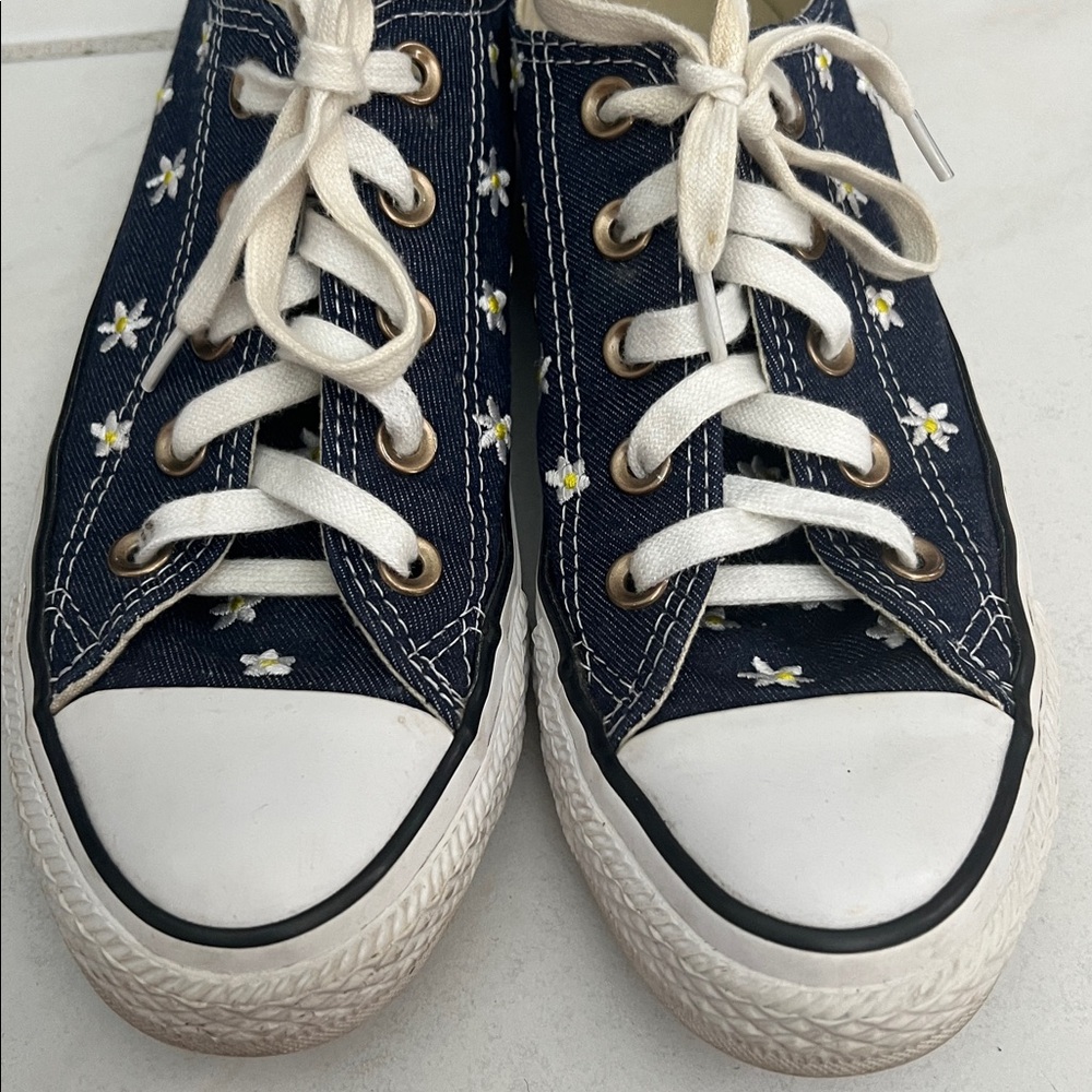 Converse All Star Denim Flower Sneakers (Firm Price) - Picture 2 of 6